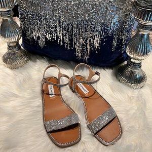 Summer sandals